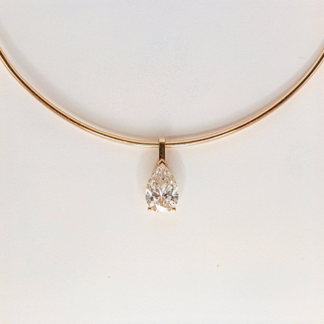MARGOT PEAR DIAMOND PENDANT