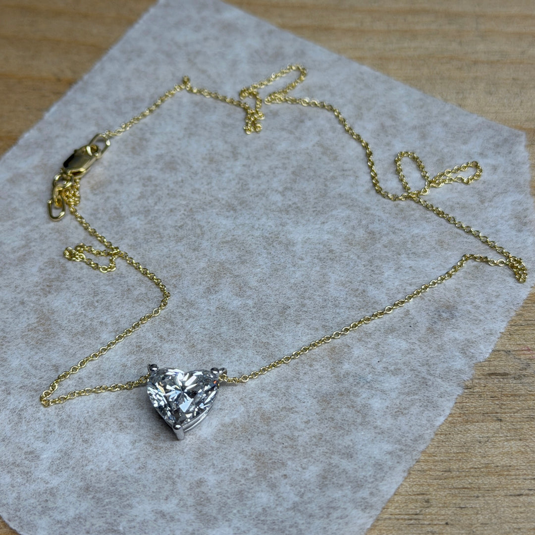 DAINTY HEART PENDANT DIAMOND NECKLACE