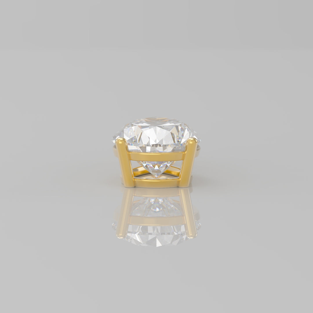 MARGOT PEAR DIAMOND PENDANT