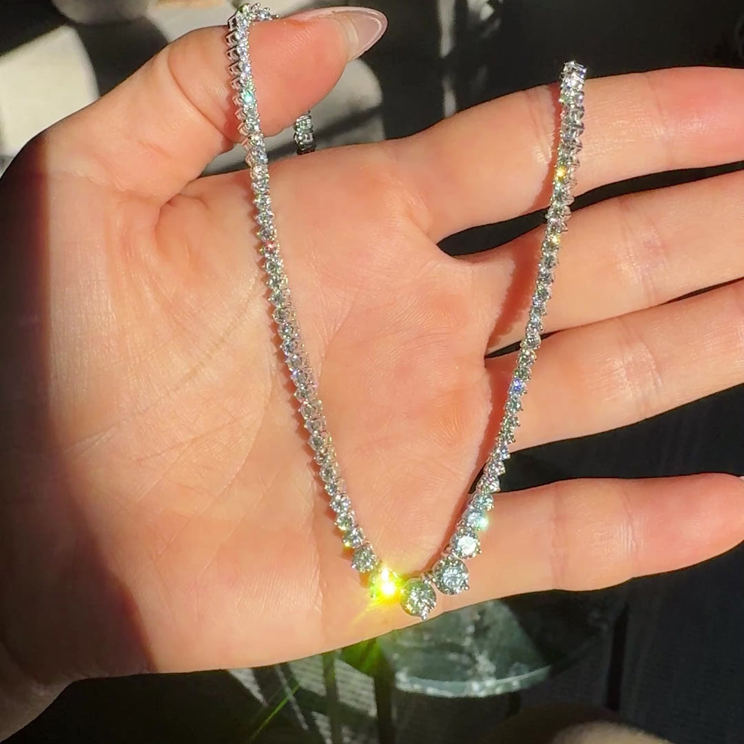 GRADUATED DIAMOND TENNIS NECKLACE